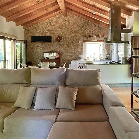 Casa Do Vigairo, En Plena Ribeira Sacra