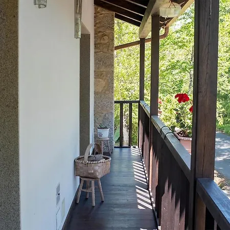 Casa Do Vigairo, En Plena Ribeira Sacra * Rebordaos